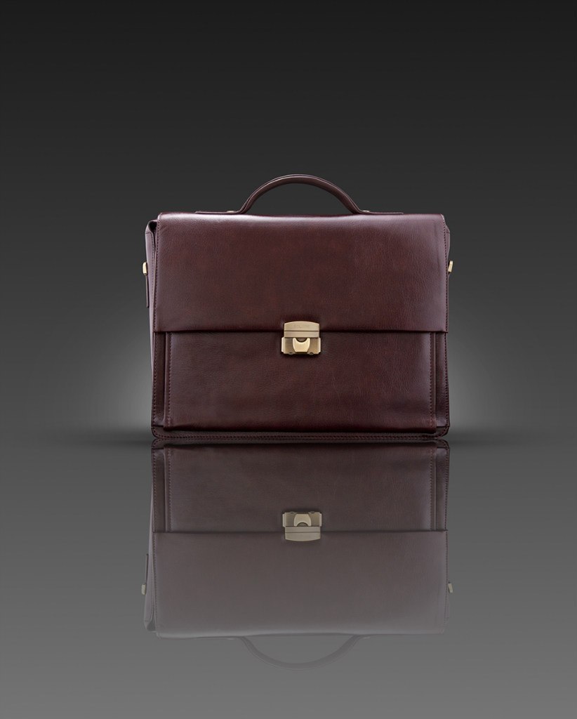 Предметная фотосъемка сумок и аксессуаров для компании CityGlamBags